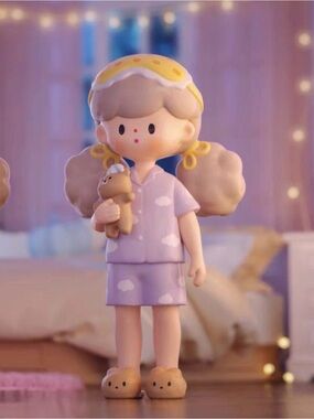 FUN Molinta Minor Holiday Series - Sweet Dreams.
